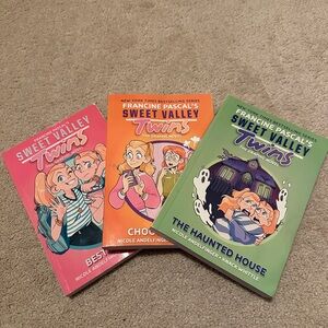 3 Sweet Valley Twins Graphic Novels Set